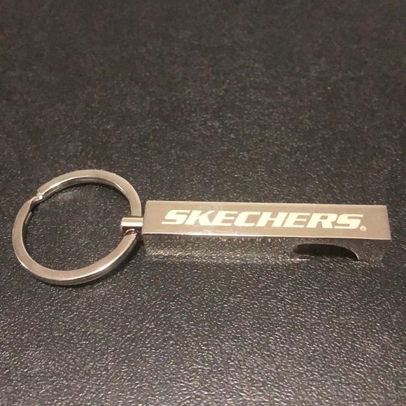 Sketchers bottle opener keyfob - Picture 2 of 4